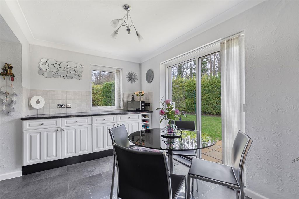 Property photo 3 of 27 22_72201.Jpg