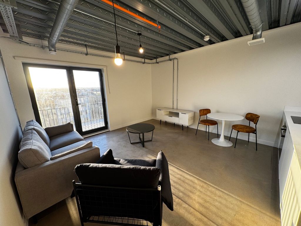 Property photo 1 of 9 Picture No. 14