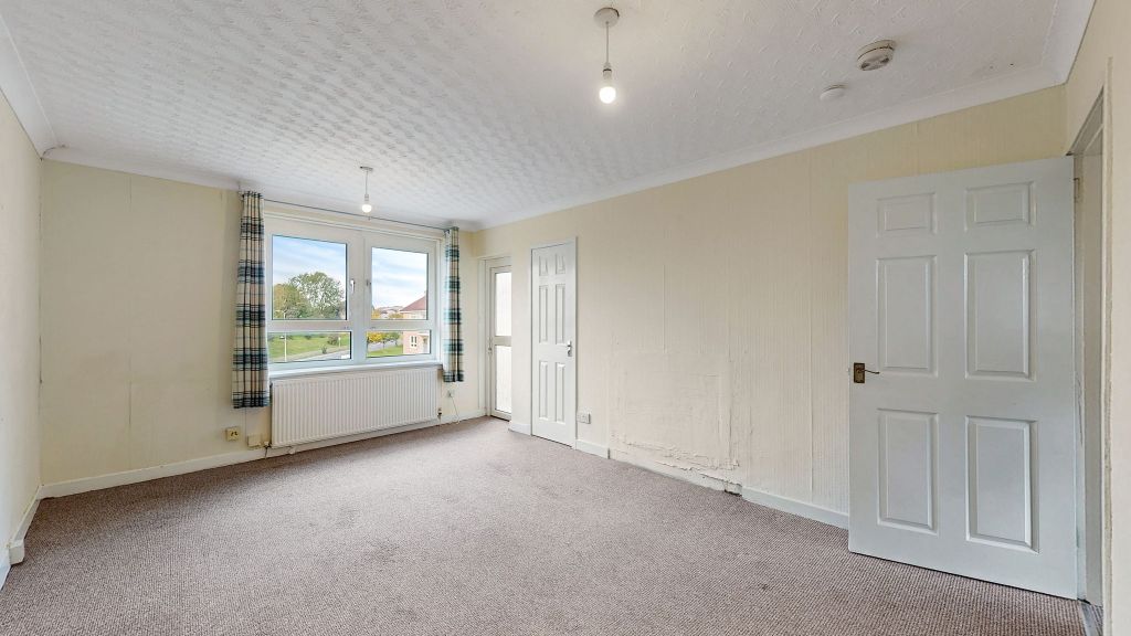 Property photo 2 of 39
