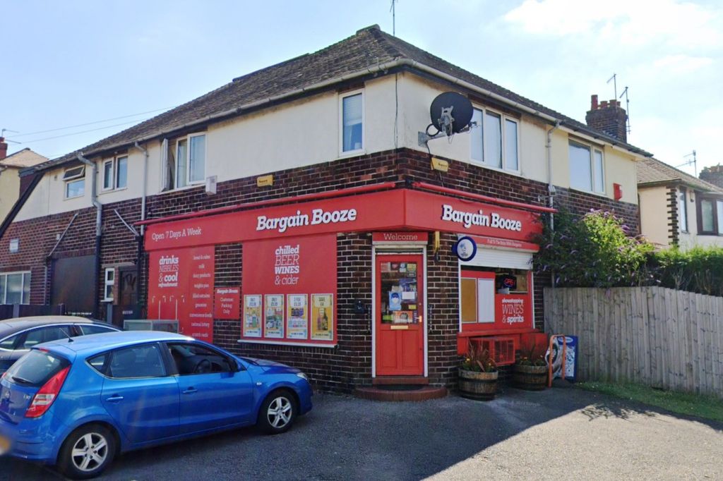 Property photo 1 of 7