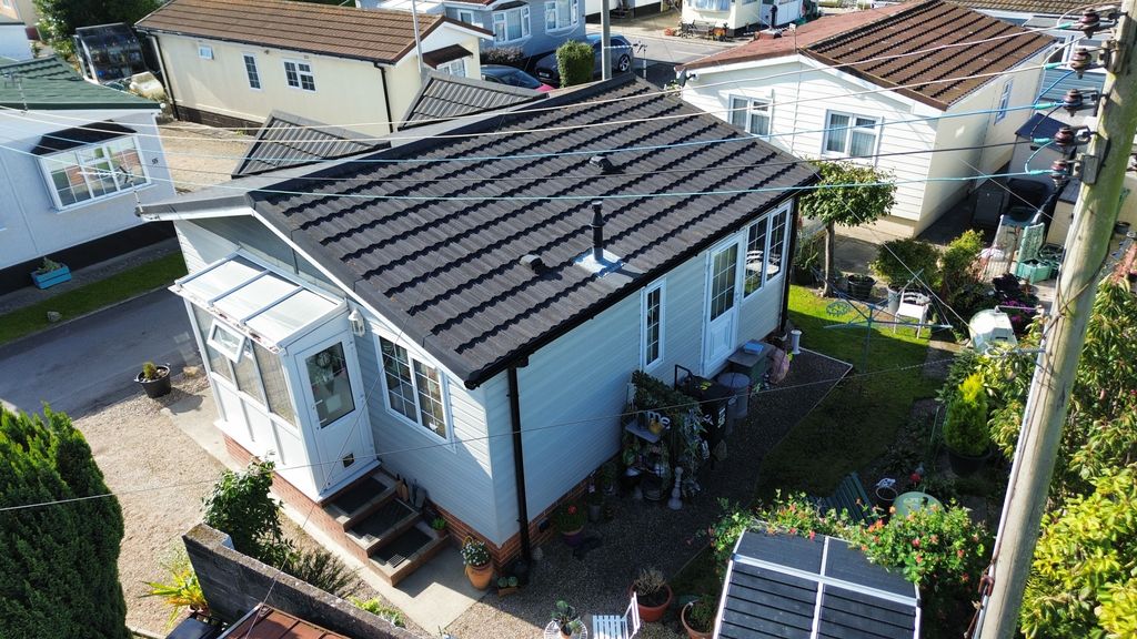 Property photo 2 of 26 Vidt1996