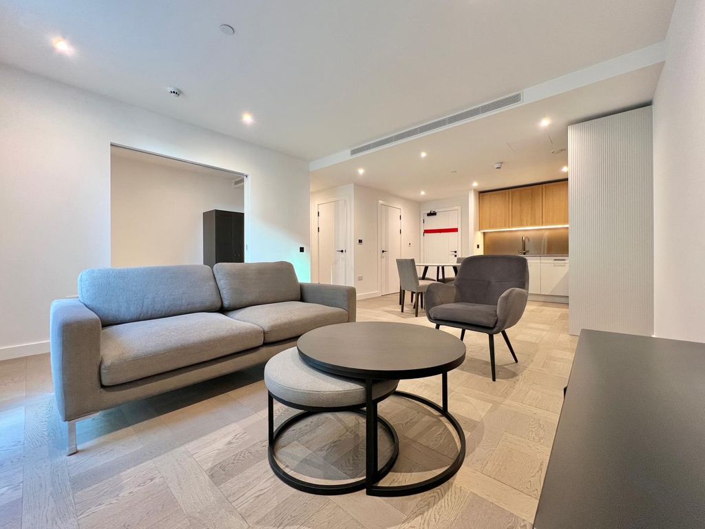 Property photo 1 of 8 Image