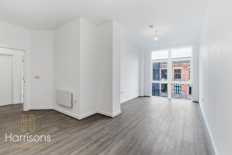 Property photo 3 of 18 Photo 5