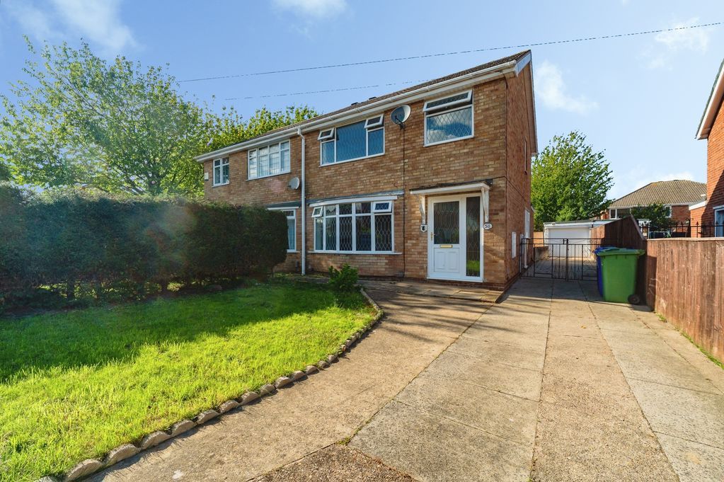 Property photo 1 of 12