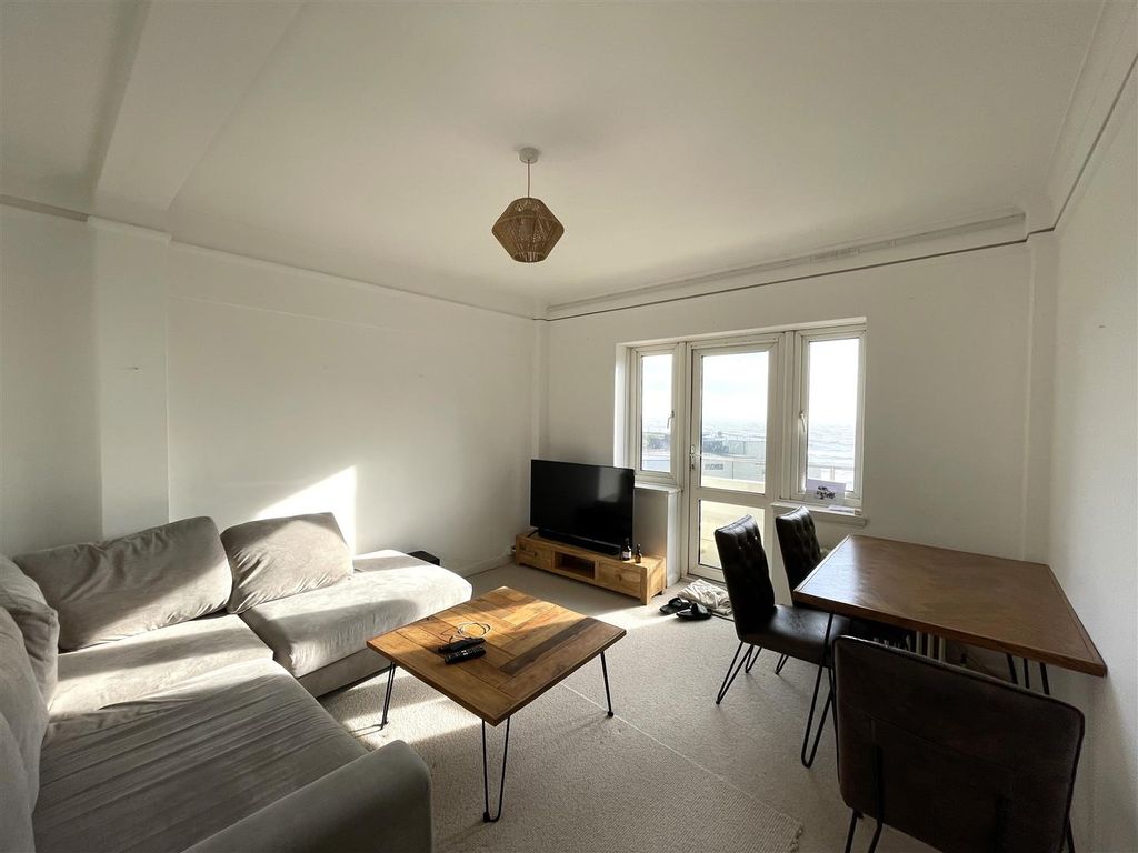 Property photo 2 of 14 Img_3657.Jpg