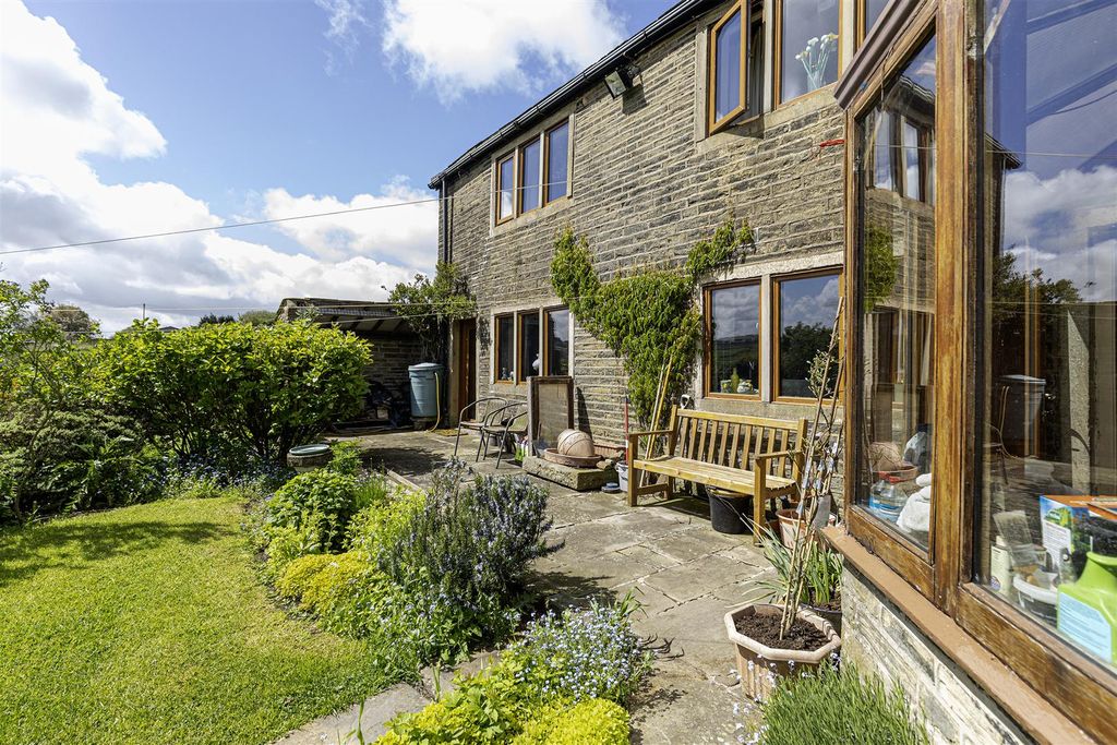 Additional image 36 of 5 bed detached house for saleSydale Farm, Upper Shay, Allerton, Bradford BD15