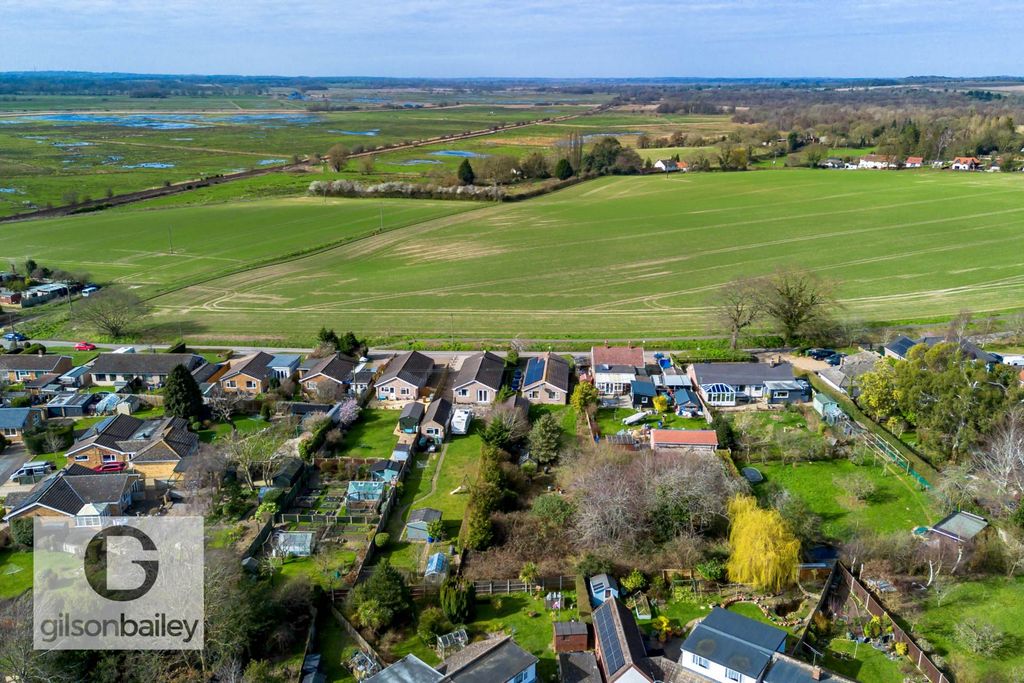 Property photo 2 of 26