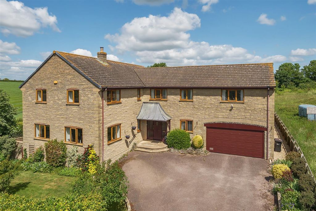 Property photo 1 of 35 1