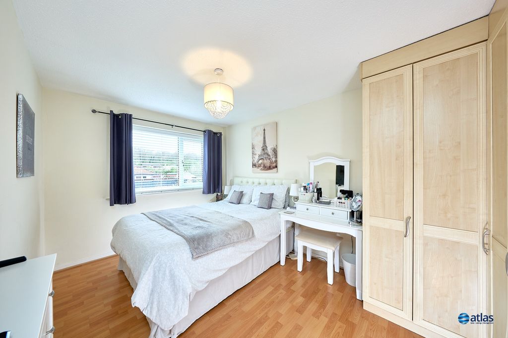 Property photo 3 of 18 Bedroom Two