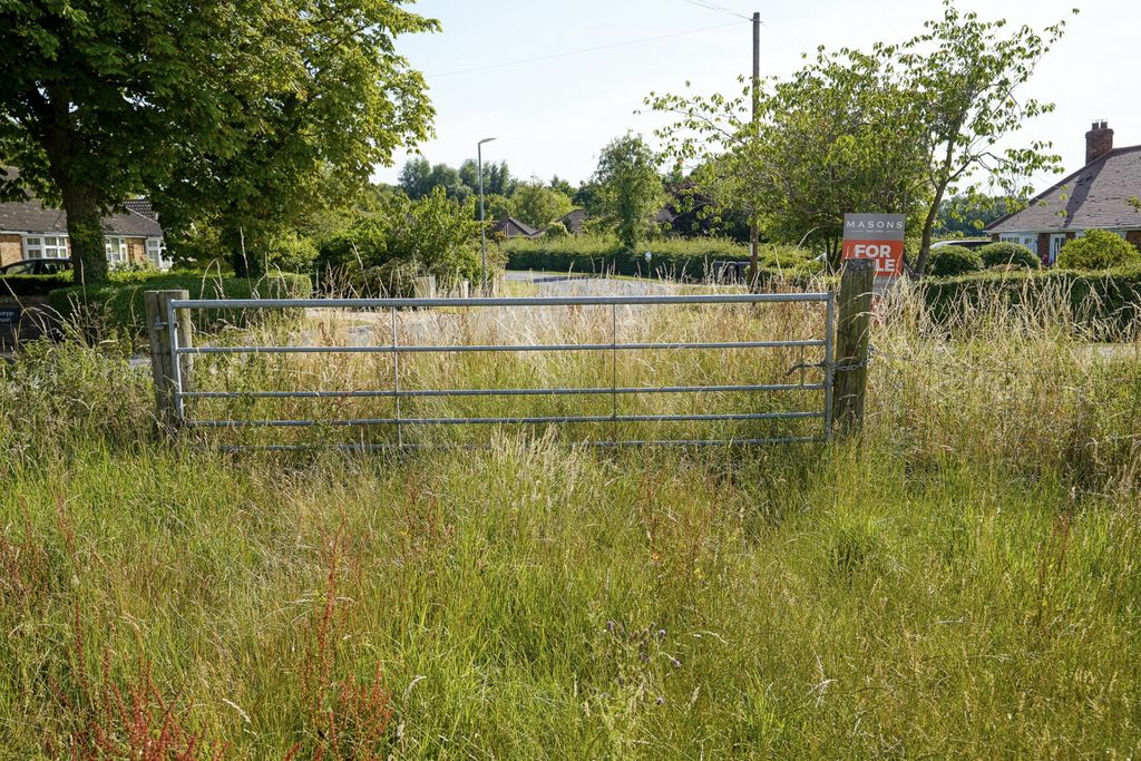 Property photo 3 of 3 Photo 4