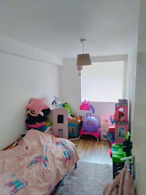 Property photo 3 of 5