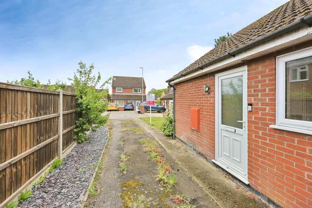 Property photo 2 of 13