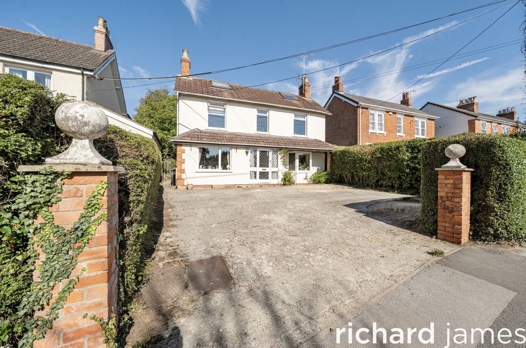 Property photo 1 of 23 F8999E59d5A14392Bb70001A20Fbbfc2
