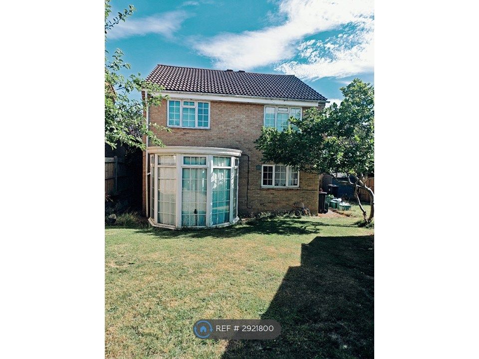 Property photo 2 of 20