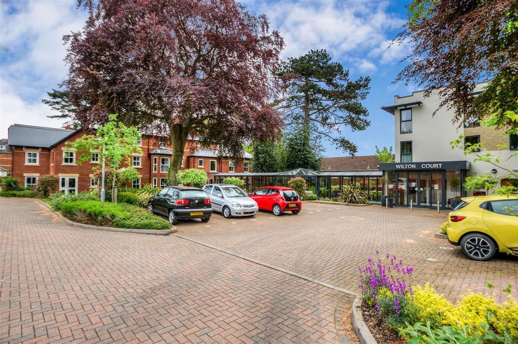 Property photo 1 of 16 Wilton Court.Jpg