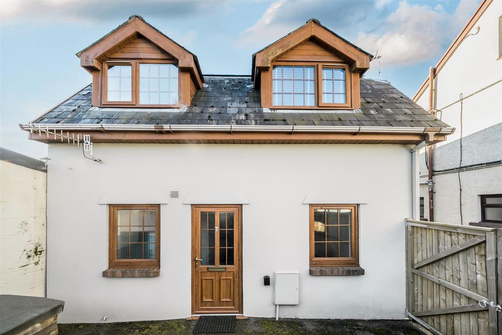 Property photo 1 of 15 1356939-1-68d101E0664Ed.Jpg