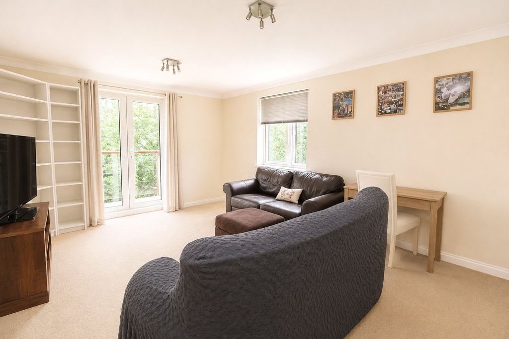 Property photo 3 of 9 Picture No. 04