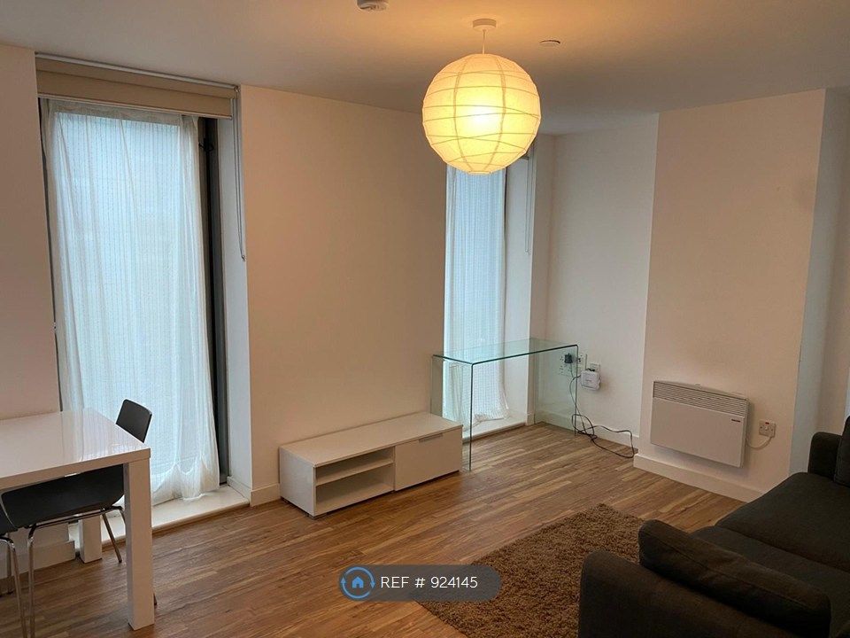 Property photo 3 of 13