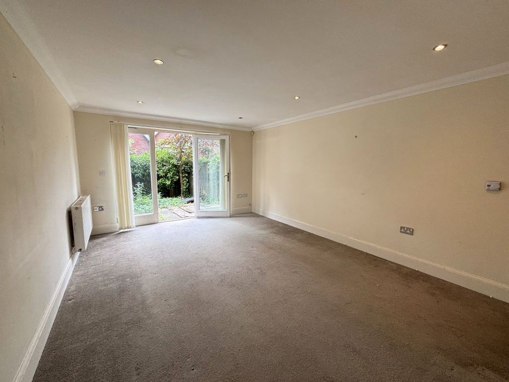 Property photo 2 of 10 Image 2