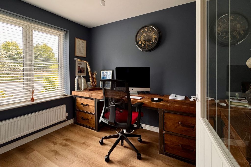 Additional image 7 of 4 bed detached house for saleCherry Grove, Glossop SK13