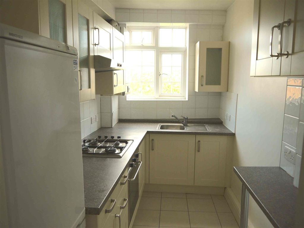 Property photo 1 of 12 35Qc-Kitchen.Jpg