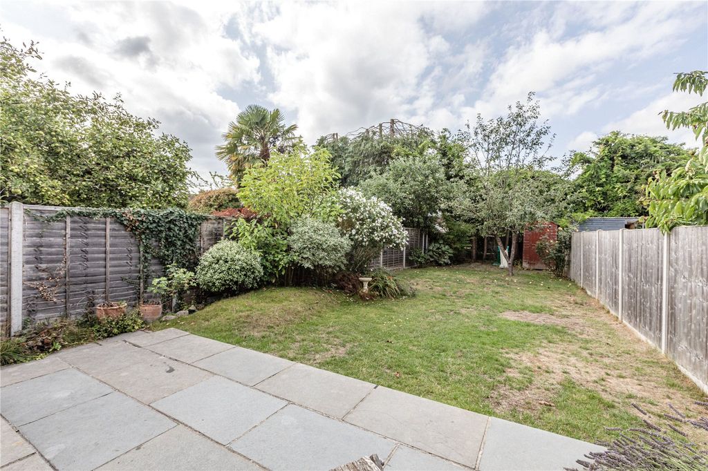 Property photo 3 of 23 Picture No. 21