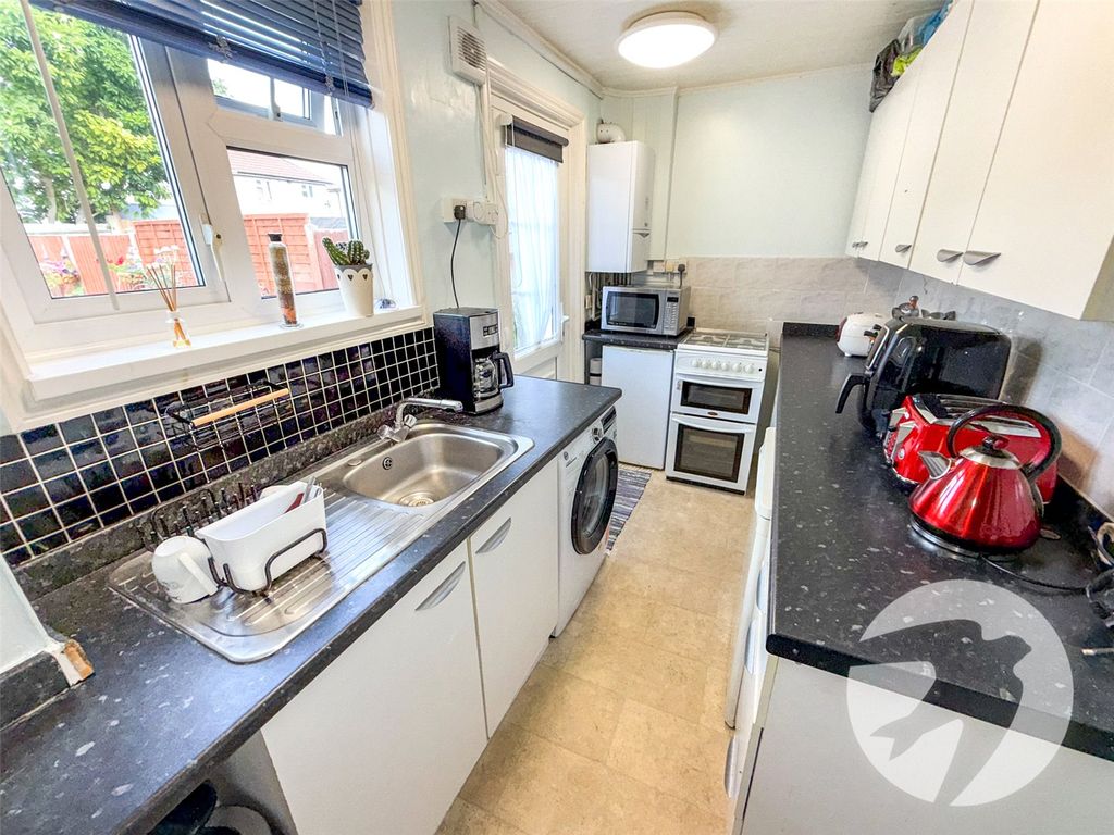 Property photo 3 of 10 Picture No. 09