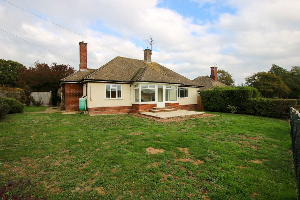 Property photo 2 of 23