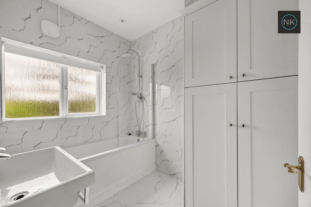 Property photo 3 of 26 5146976