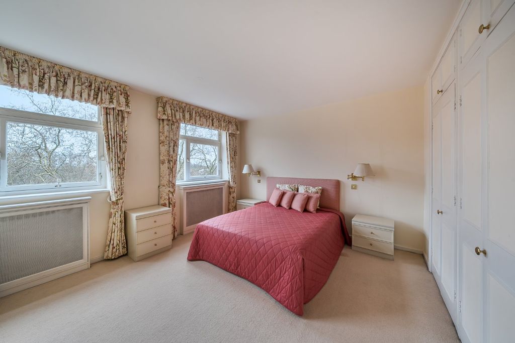 Property photo 2 of 12 Picture No. 33