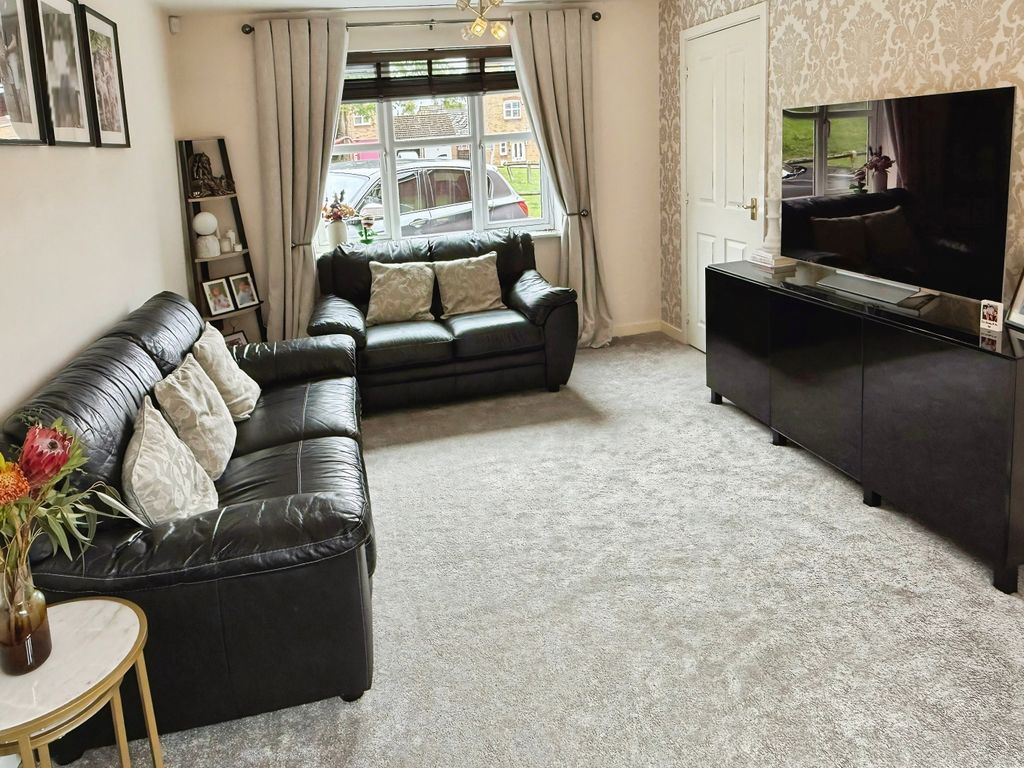 Property photo 2 of 30