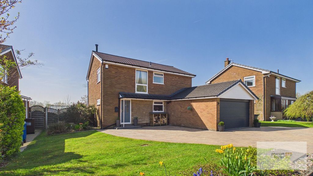 Property photo 1 of 31 Front (Exterior)