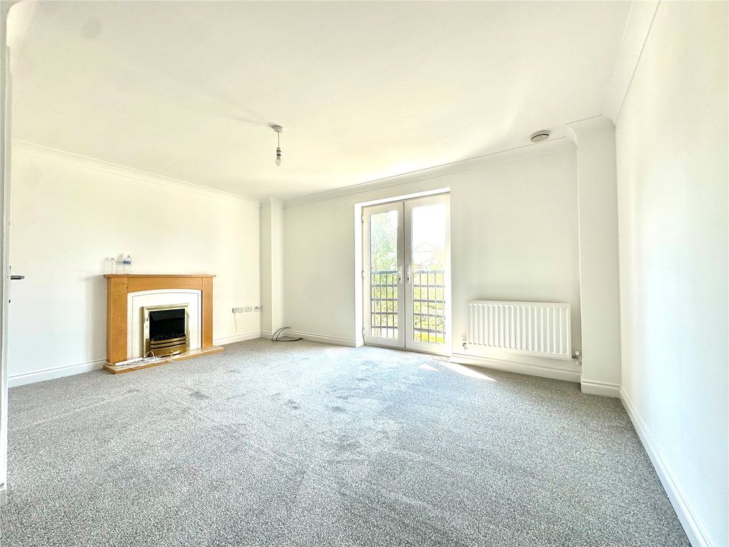 Property photo 3 of 13 Picture No. 01