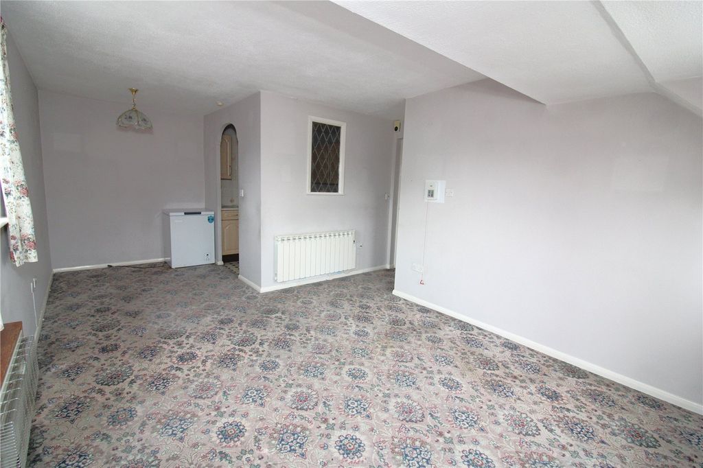 Property photo 2 of 12 Picture No. 07