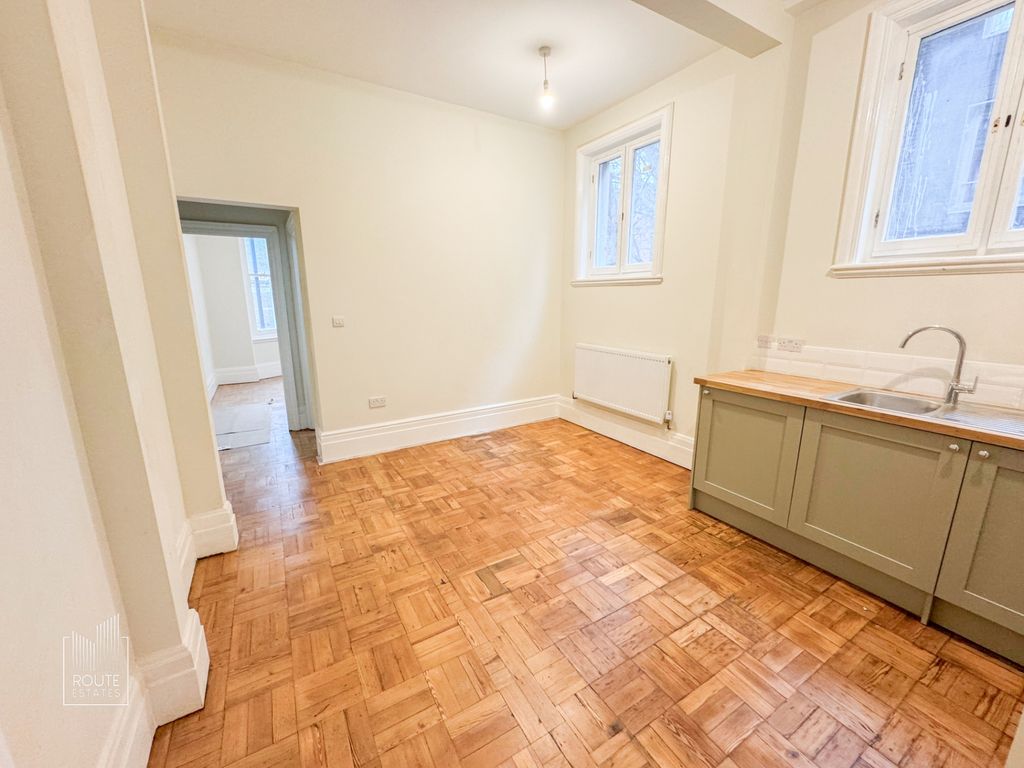 Property photo 2 of 6 Photo 1