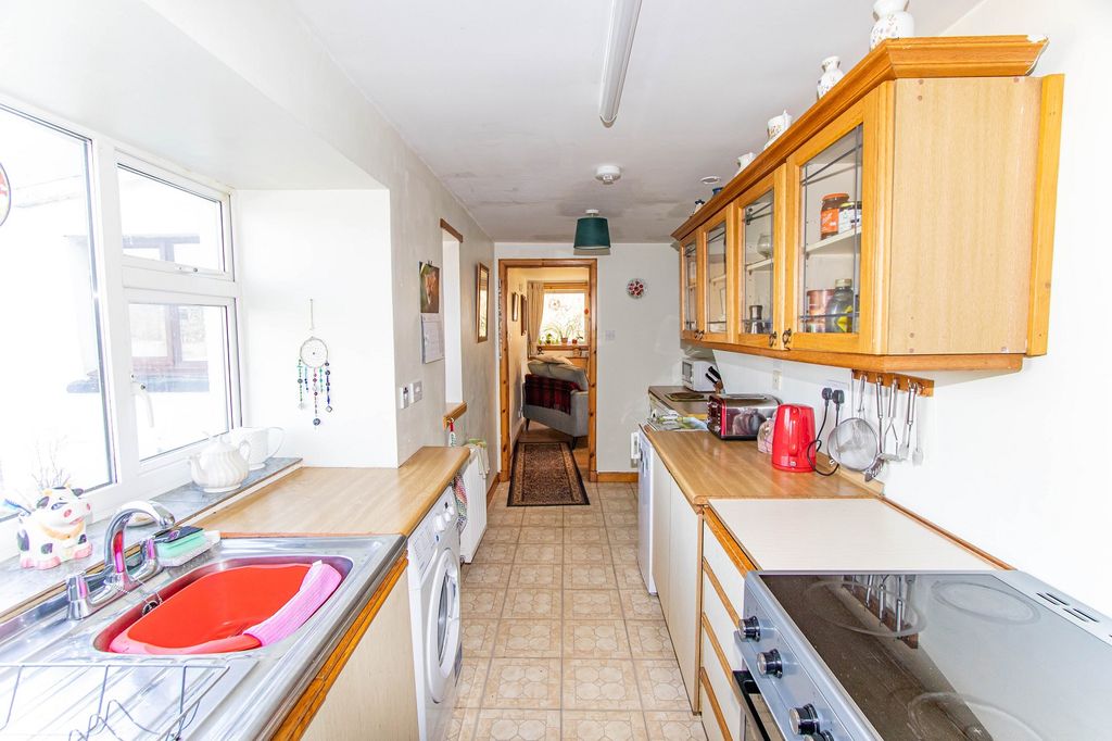 Property photo 3 of 11 Not Specified
