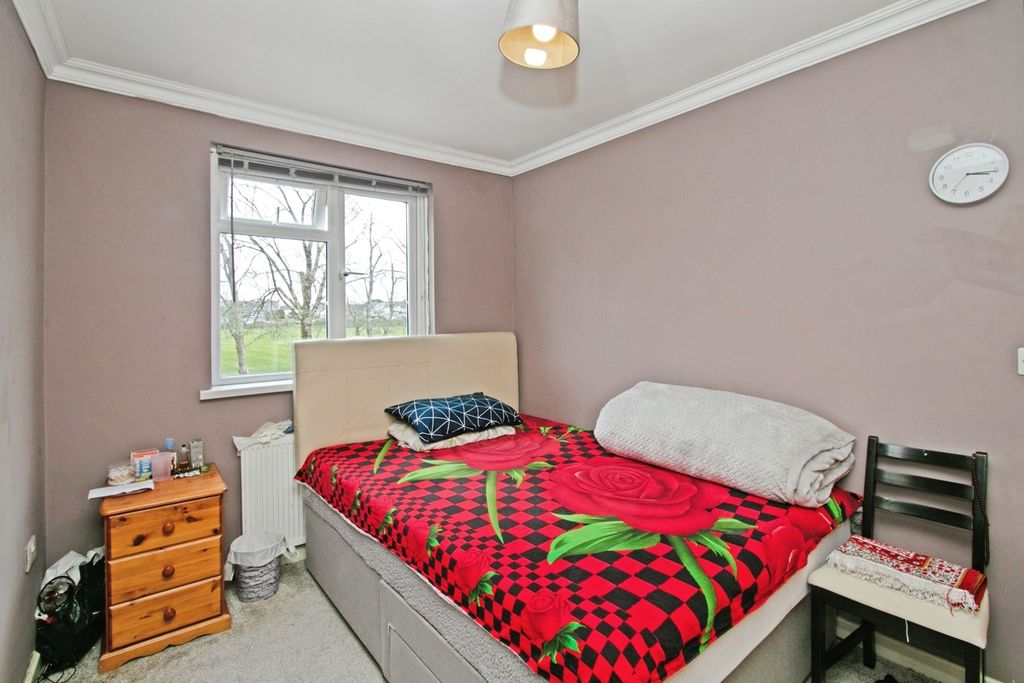 Property photo 3 of 18 Photo