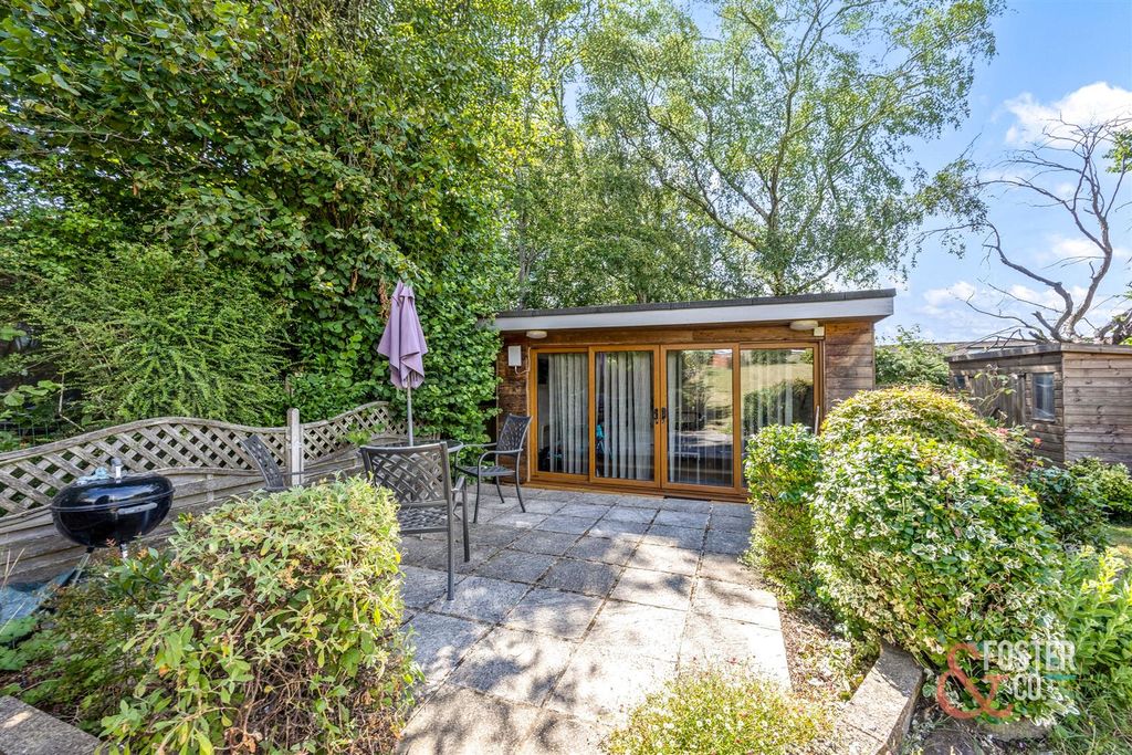 Property photo 3 of 19 Green Ridge, 38-014.Jpg