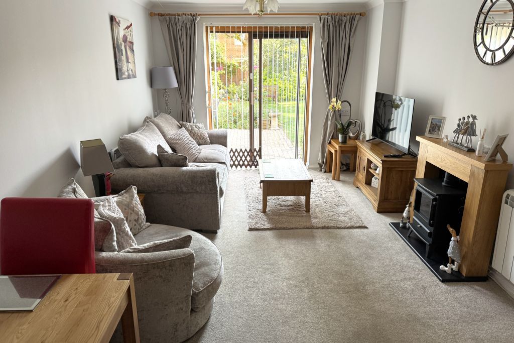 Property photo 2 of 14