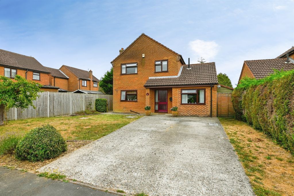 Property photo 1 of 19