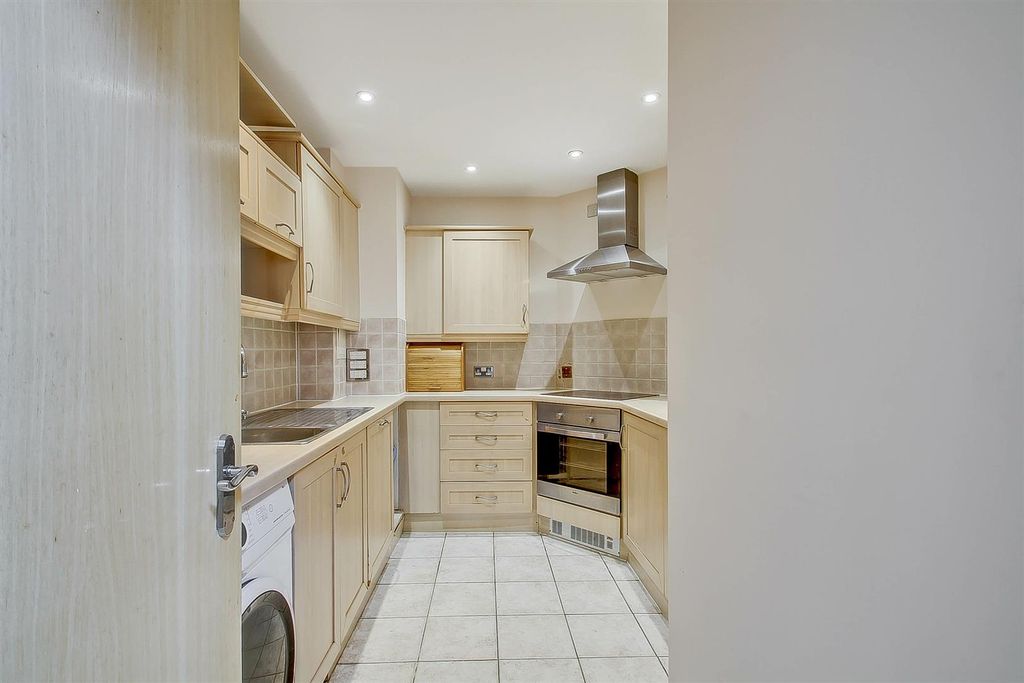 Property photo 3 of 12 Kitchen.Jpg