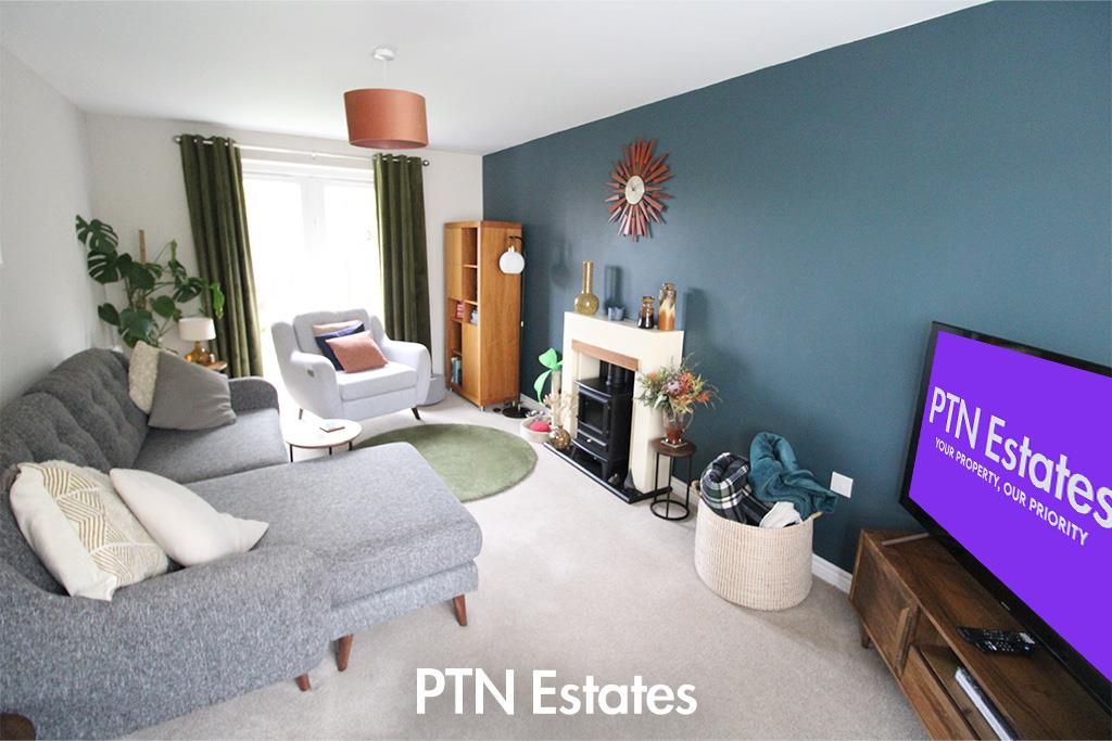 Property photo 2 of 15 Lounge.Jpg