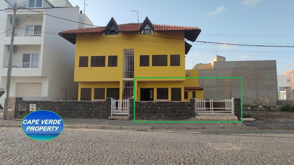 Property photo 1 of 1
