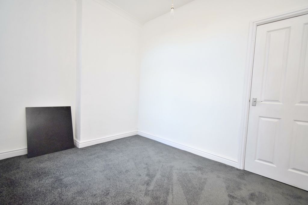 Property photo 3 of 10 Gallery