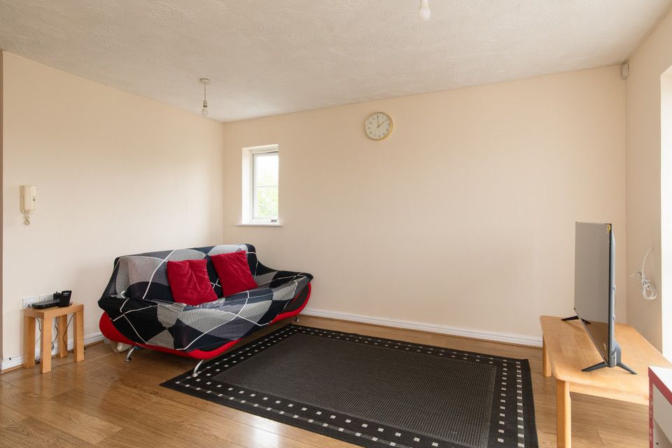 Property photo 3 of 15