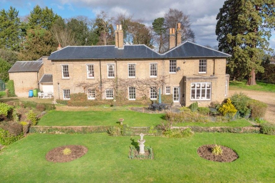 Property photo 3 of 20