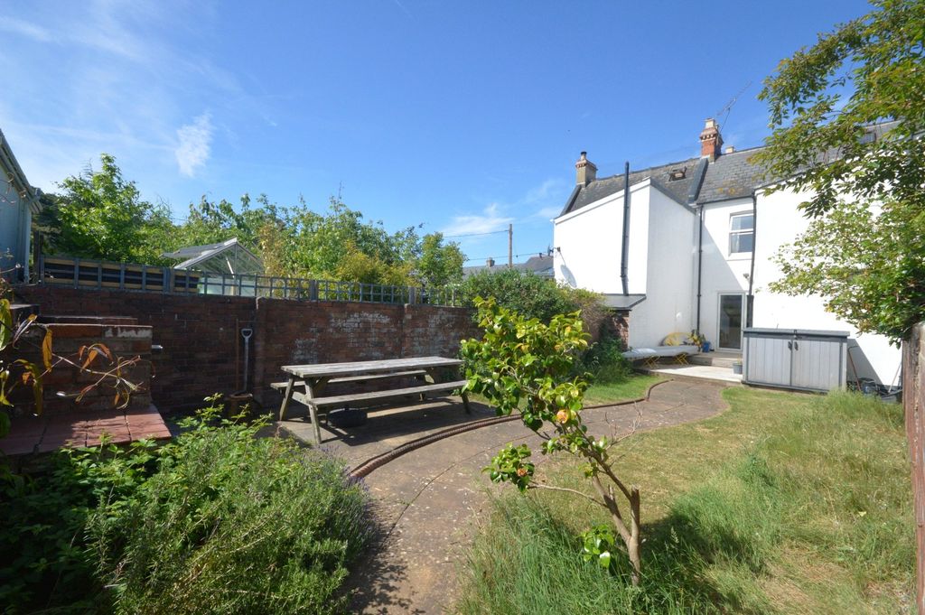 Property photo 2 of 22 Picture No. 73