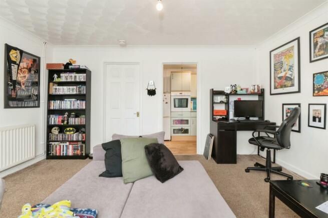 Property photo 3 of 16 Image