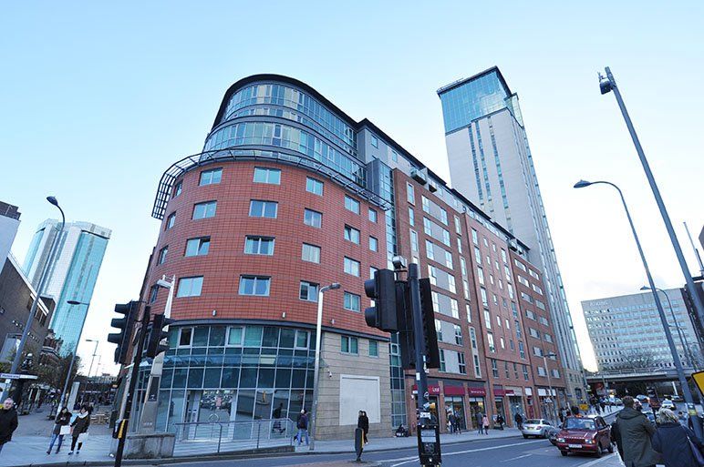 Property photo 1 of 12