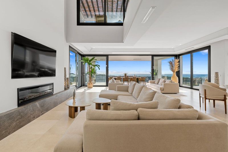 Property photo 3 of 46